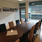 돔바스 호텔 2*