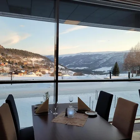 Dombas Hotel 3*