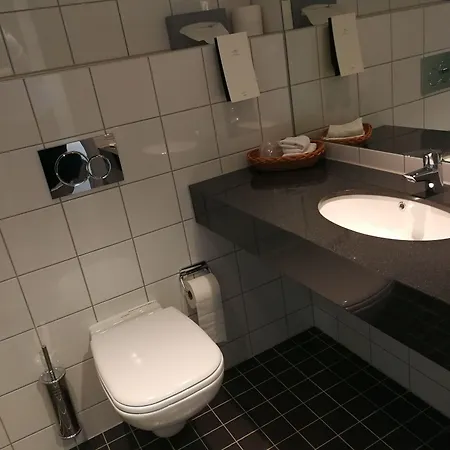 Dombas Hotel Ξενοδοχείο