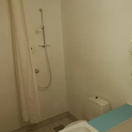 Ξενοδοχείο Dombas Hotel