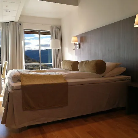 Dombas Hotel 2*