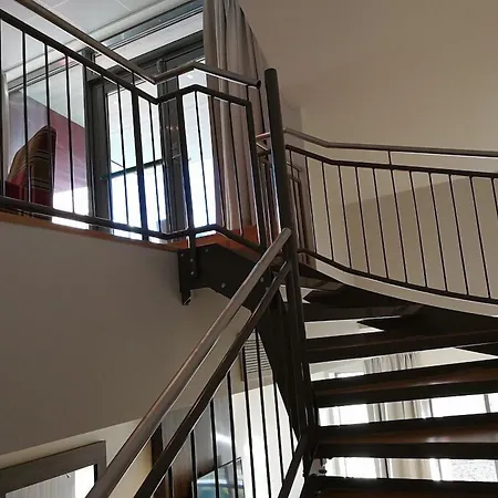 Szálloda Dombas Hotel 4*