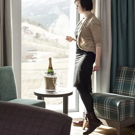 Dombas Hotel