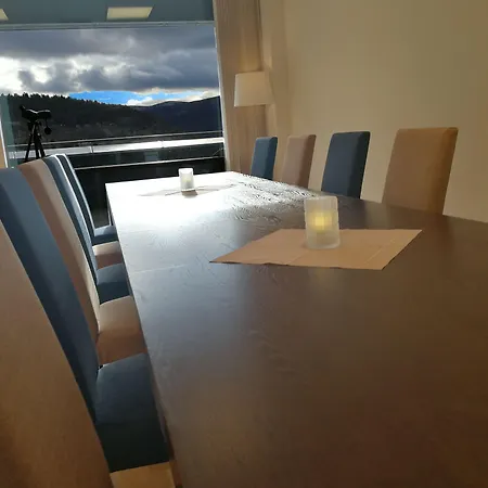 Dombas Hotel מלון דומבס